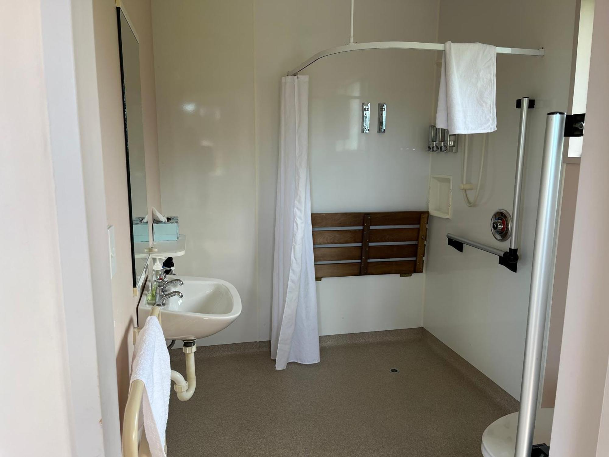 Harihari Carrickfergus Cottage Unit 1 מראה חיצוני תמונה